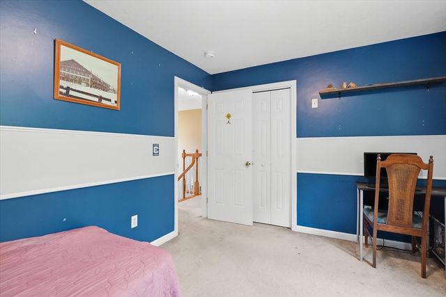 206 Washington St, Northbridge, MA 01534