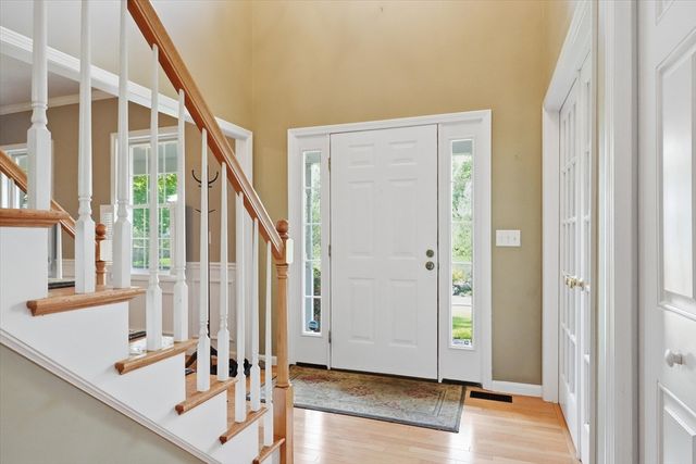 206 Washington St, Northbridge, MA 01534