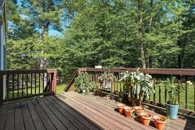 206 Washington St, Northbridge, MA 01534