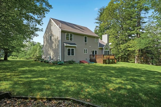 206 Washington St, Northbridge, MA 01534