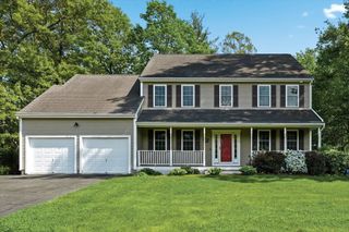 206 Washington St, Northbridge, MA 01534