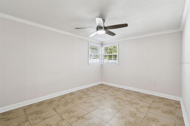 6817 N STERLING AVENUE, Tampa, FL 33614