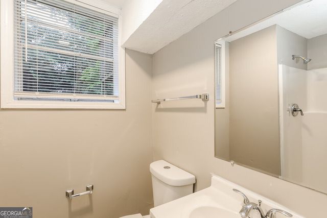 2171 Rochelle Way, College Park, GA 30349