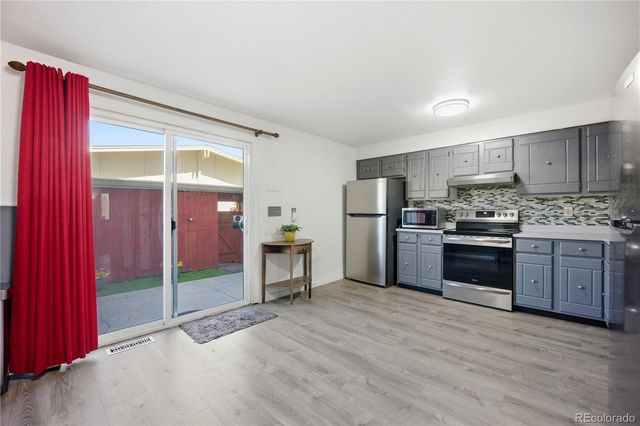 360 W Rockrimmon Boulevard F, Colorado Springs, CO 80919