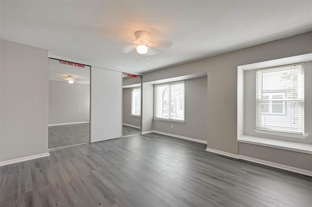 5917 Fairdale Lane 14, Houston, TX 77057