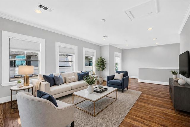5808 Maxie Street, Houston, TX 77007