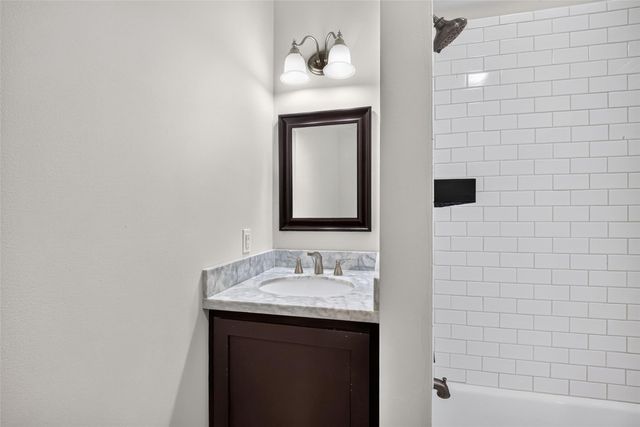 5808 Maxie Street, Houston, TX 77007