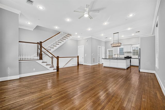 5808 Maxie Street, Houston, TX 77007