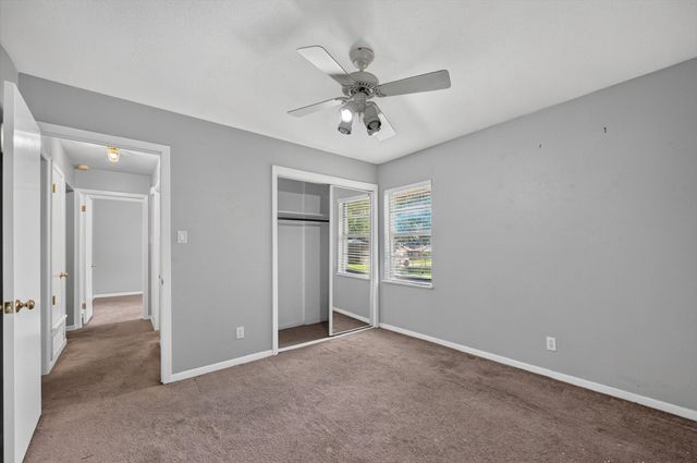 108 S Lakeview Drive, Lake Dallas, TX 75065