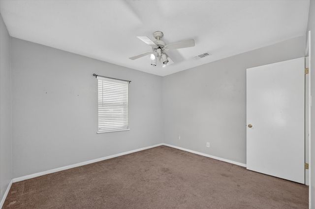 108 S Lakeview Drive, Lake Dallas, TX 75065