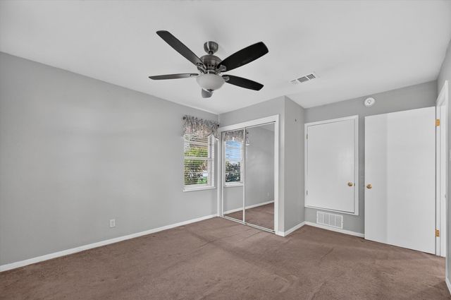108 S Lakeview Drive, Lake Dallas, TX 75065