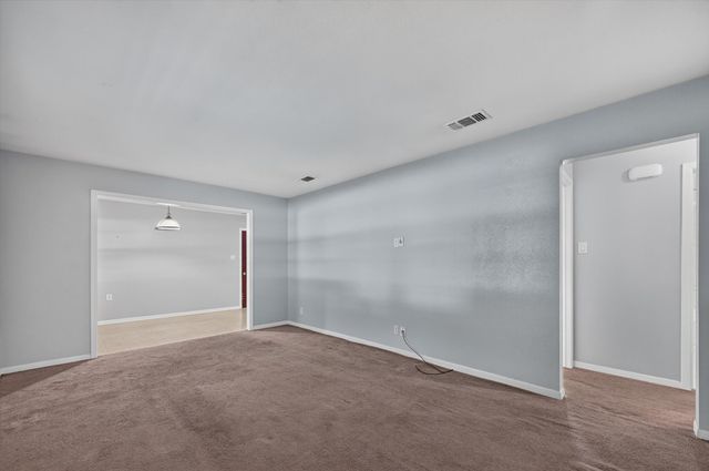 108 S Lakeview Drive, Lake Dallas, TX 75065