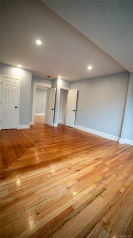 305 N Terrace Avenue, Mount Vernon, NY 10550