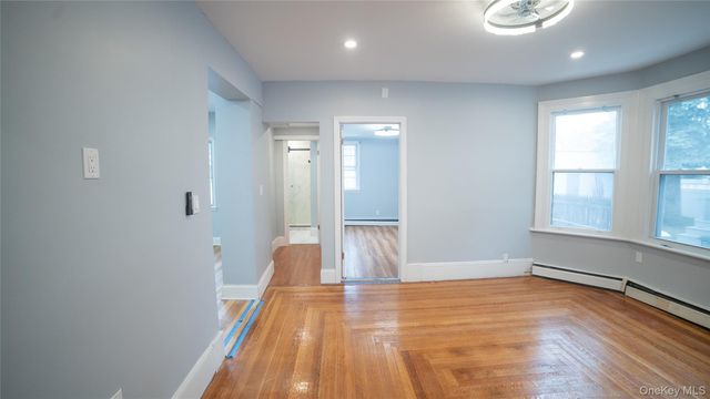 305 N Terrace Avenue, Mount Vernon, NY 10550