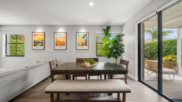 1089 Tupelo Way, Weston, FL 33327