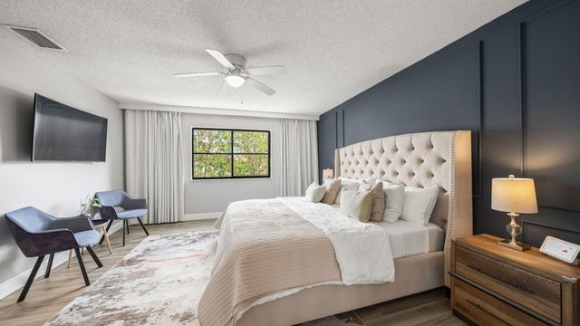 1089 Tupelo Way, Weston, FL 33327