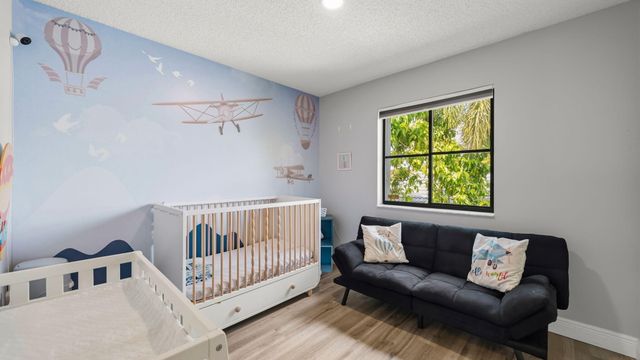 1089 Tupelo Way, Weston, FL 33327