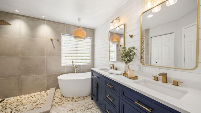 1089 Tupelo Way, Weston, FL 33327