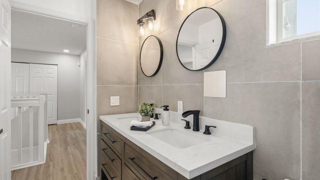 1089 Tupelo Way, Weston, FL 33327