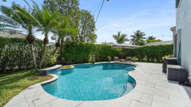 1089 Tupelo Way, Weston, FL 33327