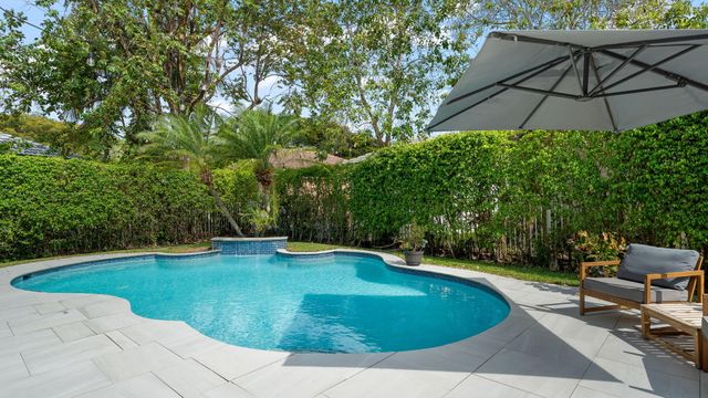 1089 Tupelo Way, Weston, FL 33327