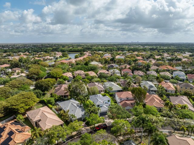 1089 Tupelo Way, Weston, FL 33327