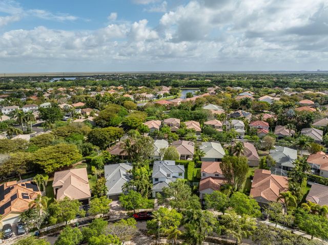 1089 Tupelo Way, Weston, FL 33327