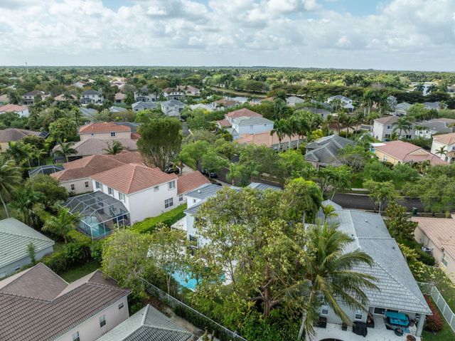 1089 Tupelo Way, Weston, FL 33327