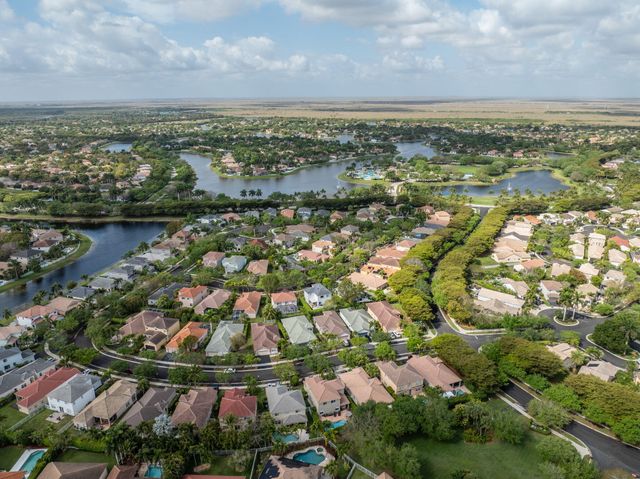 1089 Tupelo Way, Weston, FL 33327