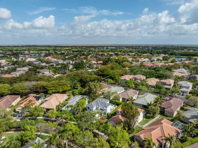 1089 Tupelo Way, Weston, FL 33327