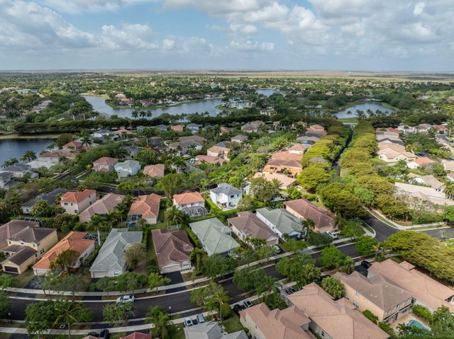 1089 Tupelo Way, Weston, FL 33327