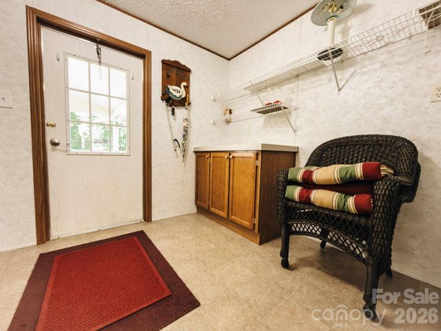 2391 Hickory Knoll Road, Franklin, NC 28734