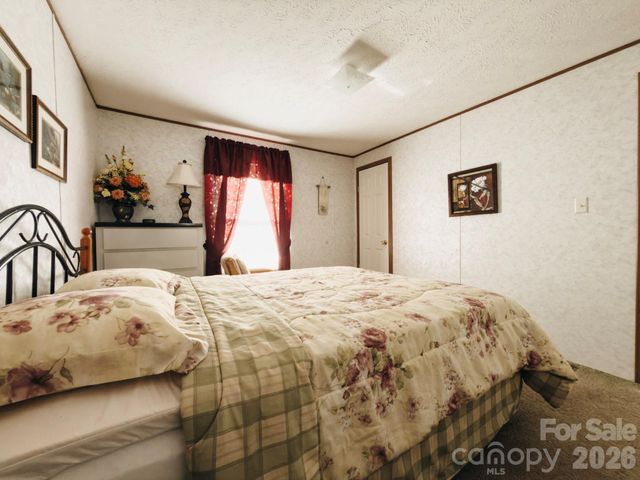 2391 Hickory Knoll Road, Franklin, NC 28734
