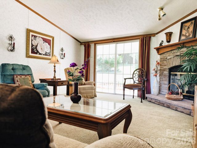 2391 Hickory Knoll Road, Franklin, NC 28734