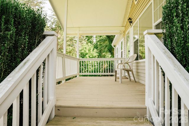 2391 Hickory Knoll Road, Franklin, NC 28734