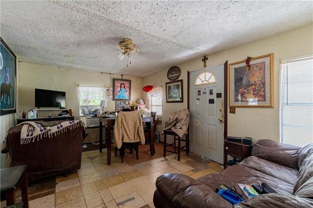 2713 S Midway Road, Weslaco, TX 78596