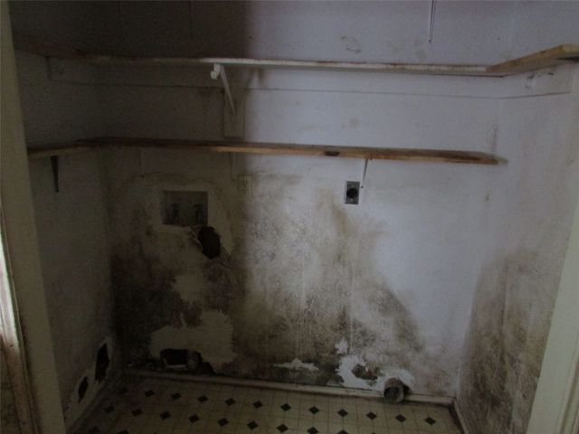 8337 Cloverglen Lane, Fort Worth, TX 76123