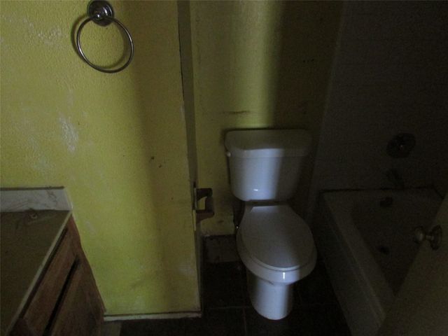 8337 Cloverglen Lane, Fort Worth, TX 76123