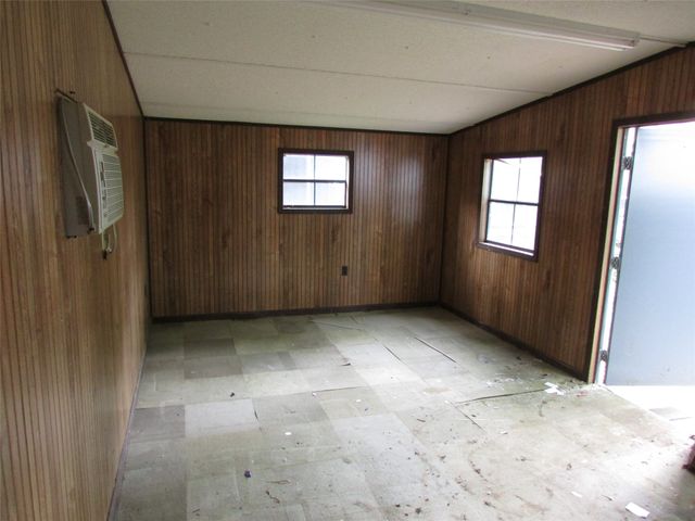 8337 Cloverglen Lane, Fort Worth, TX 76123