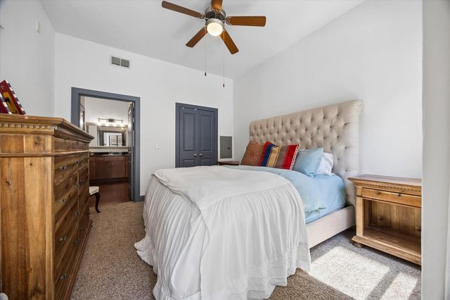 1901 Post Oak Boulevard 1404, Houston, TX 77056