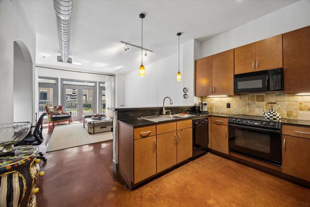1901 Post Oak Boulevard 1404, Houston, TX 77056