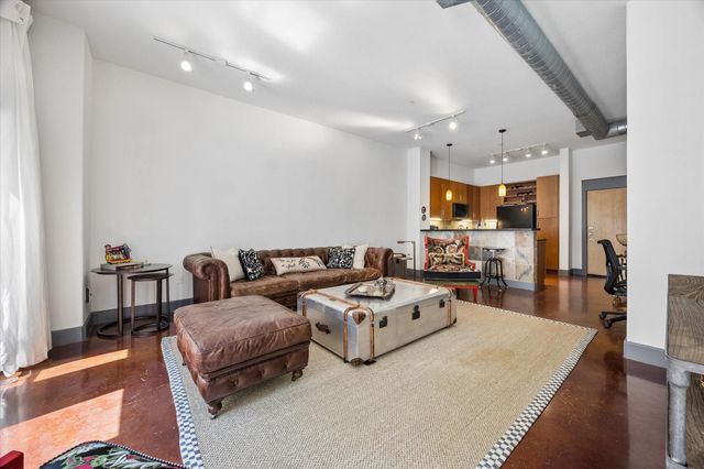 1901 Post Oak Boulevard 1404, Houston, TX 77056