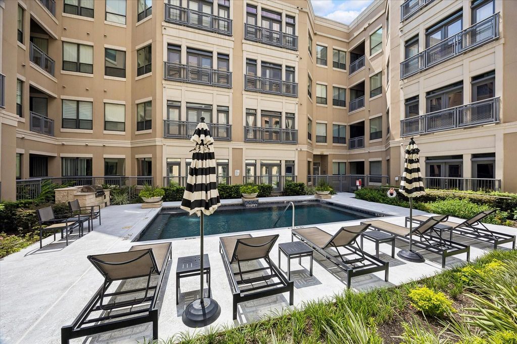 1901 Post Oak Boulevard 1404, Houston, TX 77056