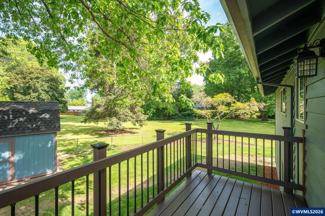 2725 SE Hollyhock Ct, Hillsboro, OR 97123