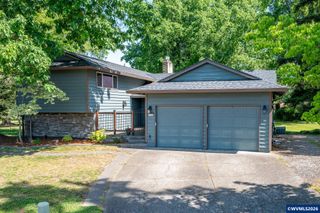2725 SE Hollyhock Ct, Hillsboro, OR 97123
