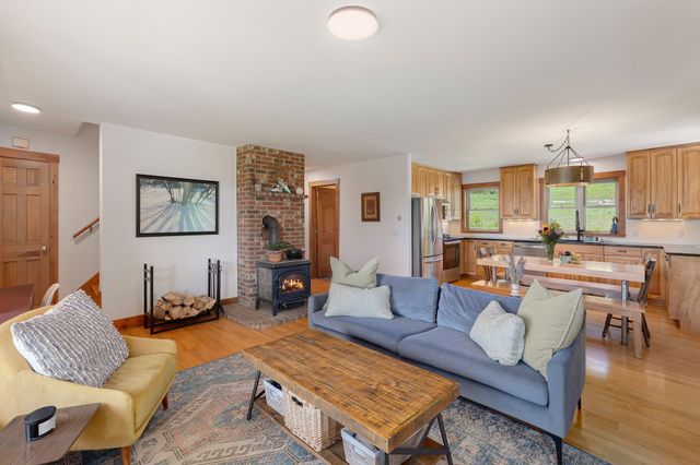 610 Ripley Road, Waterbury, VT 05677