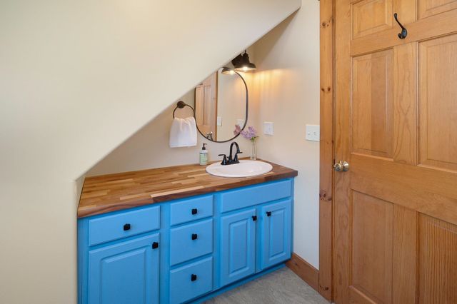 610 Ripley Road, Waterbury, VT 05677