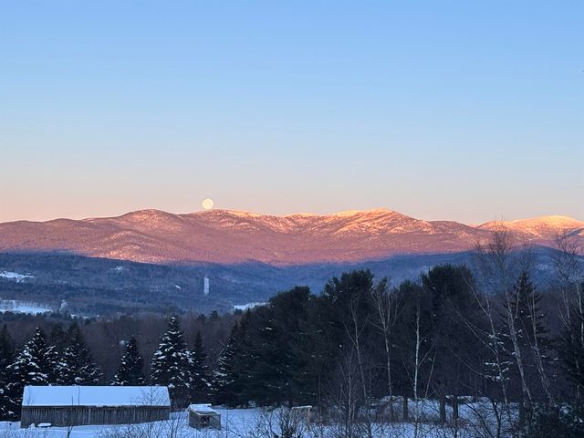 610 Ripley Road, Waterbury, VT 05677