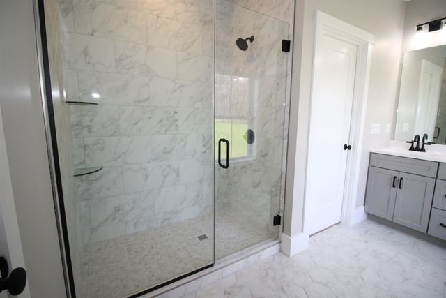 77 Salisbury Road, Mont Vernon, NH 03057