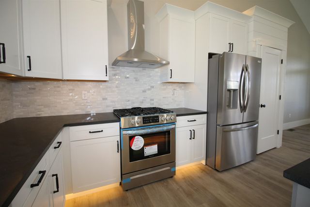 77 Salisbury Road, Mont Vernon, NH 03057